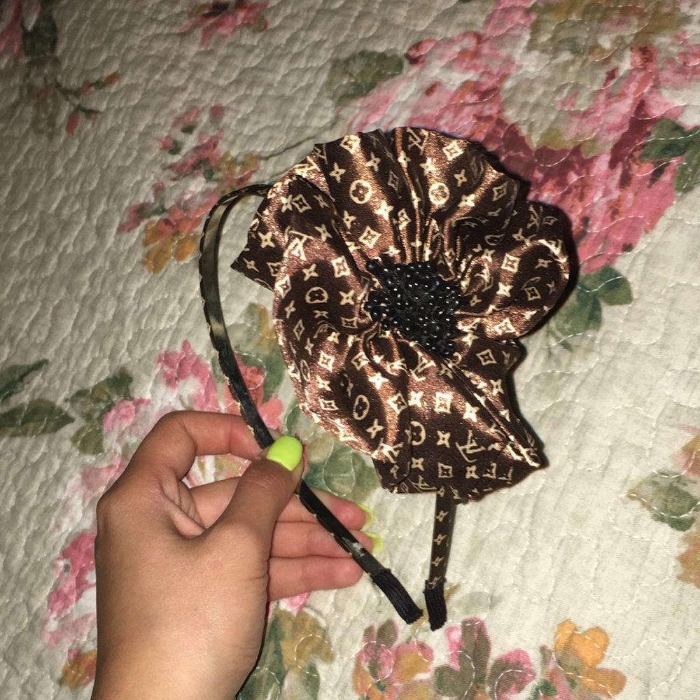 Louis Vuitton hair band